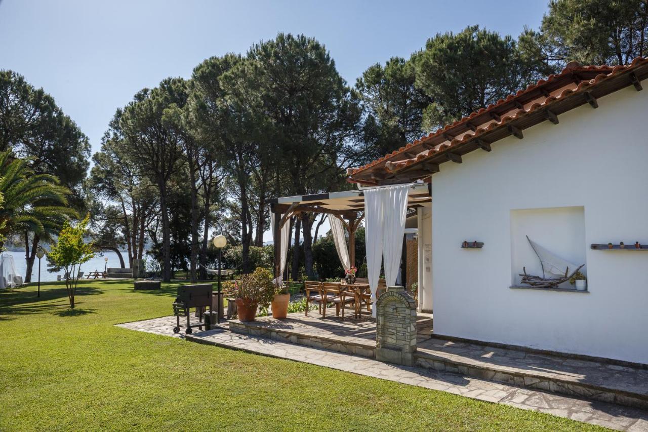 Sand Resort Ormos Panagias Bagian luar foto